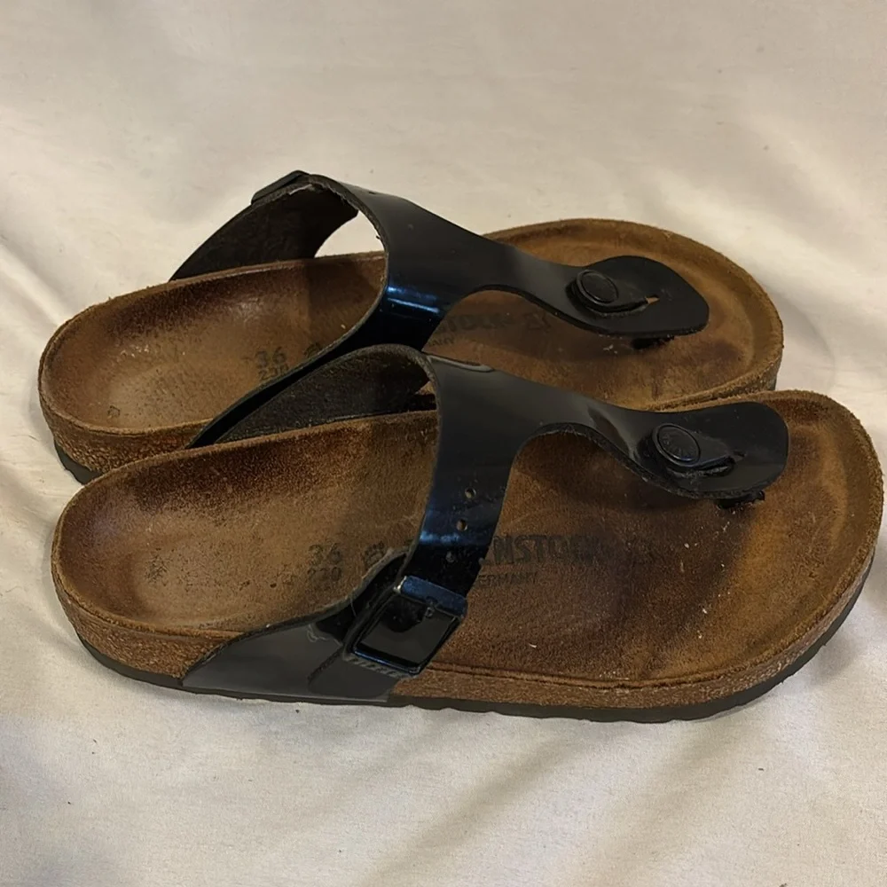 Birkenstock Gizeh Black Patent Leather Thong Sandals Size 36 - Picture 3 of 6
